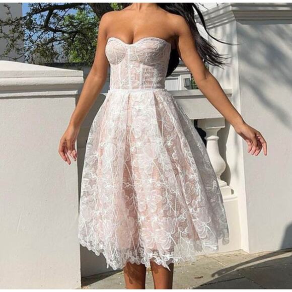 Nadine Merabi Olivia White Strapless Lace Corset Fit & Flare Dress 14 / XXL - Picture 8 of 9